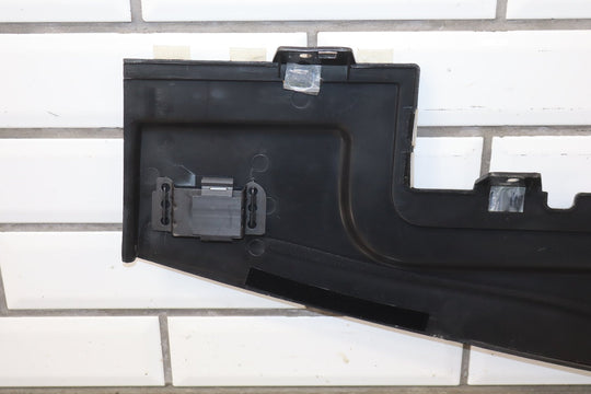 2003 - 2007 Hummer H2 - Dash Upper Defroster Vent 15142915
