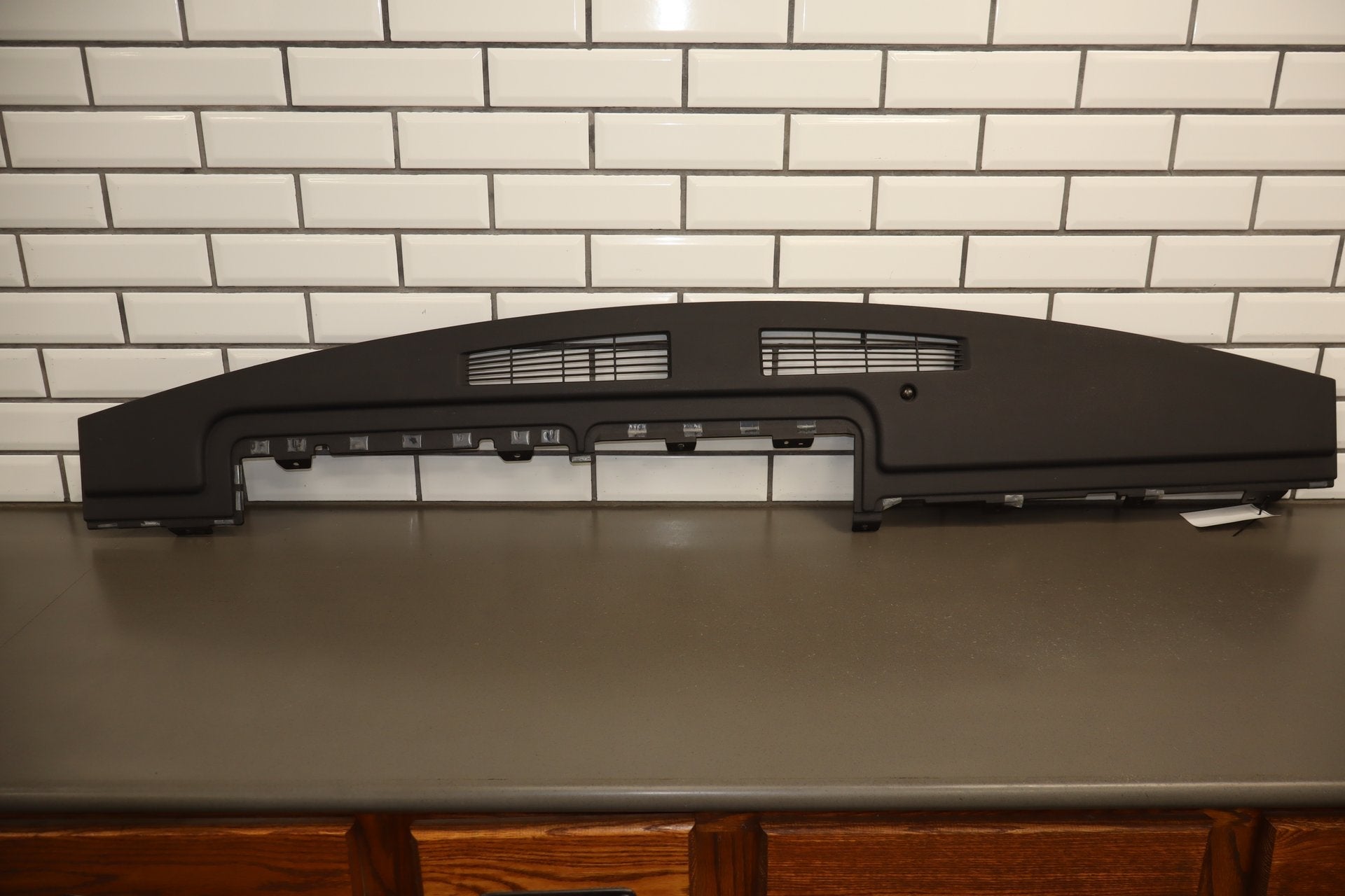2003-2007 Hummer H2- Dash Upper Defroster Vent 15142915