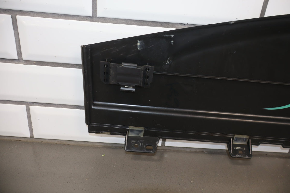 2003-2007 Hummer H2- Dash Upper Defroster Vent 15142915