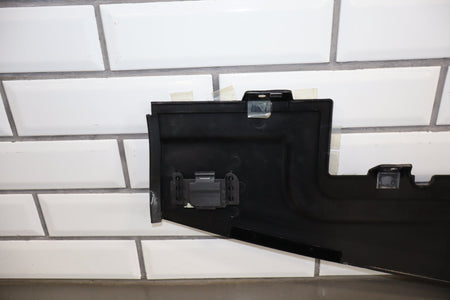 2003-2007 Hummer H2- Dash Upper Defroster Vent 15142915