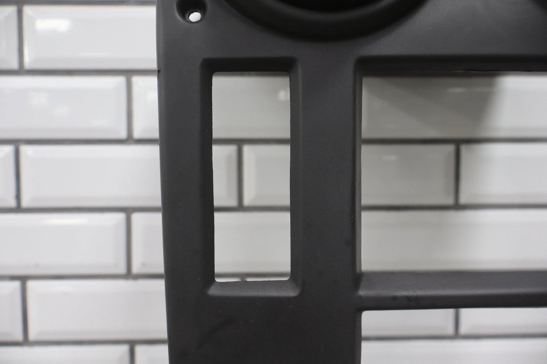 2003 - 2007 Hummer H2 Dashboard Radio Bezel W/ Vents 19331602