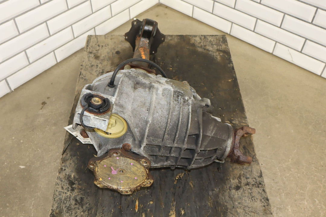 2003 - 2007 Hummer H2 Differential Carrier Assembly 25819234 162559 Miles