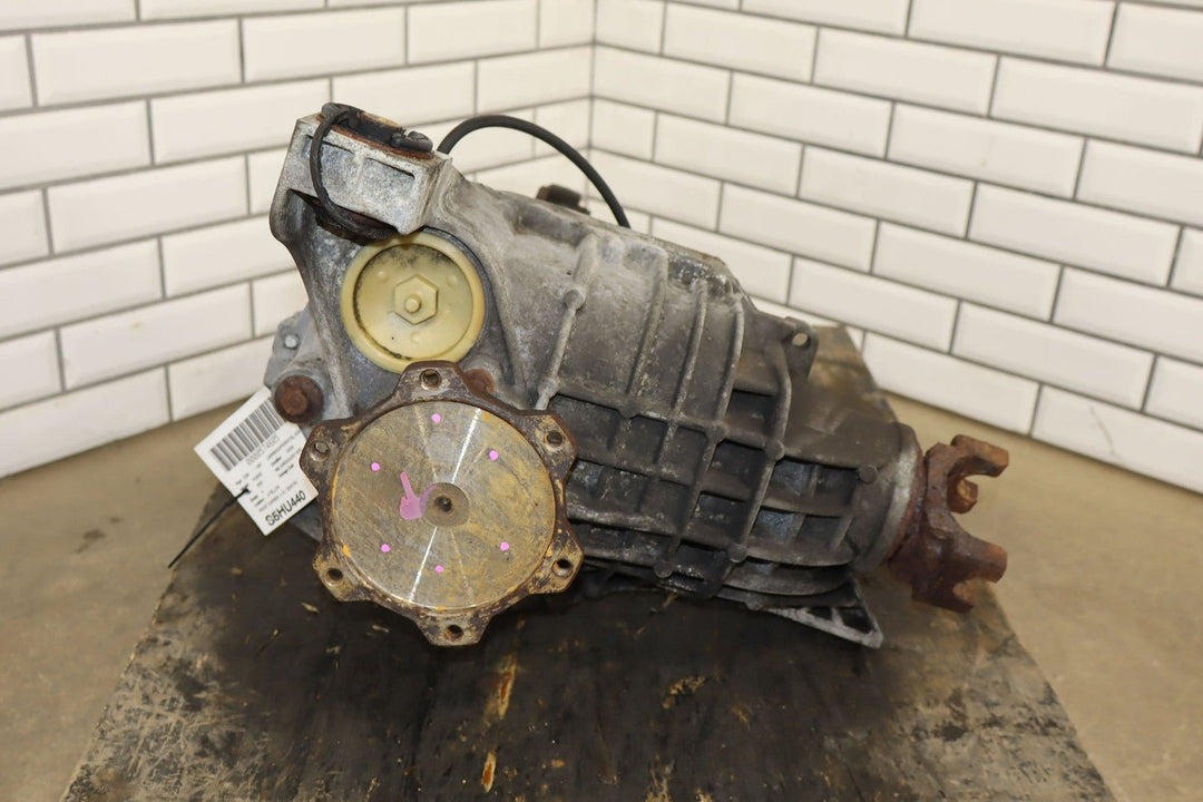 2003 - 2007 Hummer H2 Differential Carrier Assembly 25819234 162559 Miles