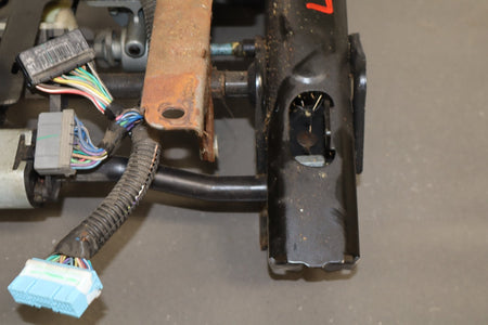 2003-2007 Hummer H2- Driver Front Seat Track