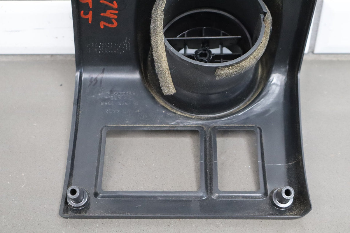 2003-2007 Hummer H2 - Driver Left Dash Air Vent 10358034