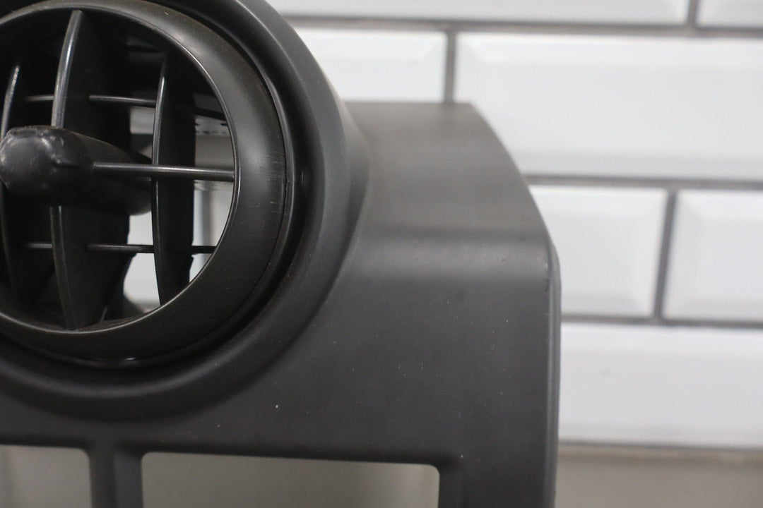 2003 - 2007 Hummer H2 - Driver Left Dash Air Vent 10358034