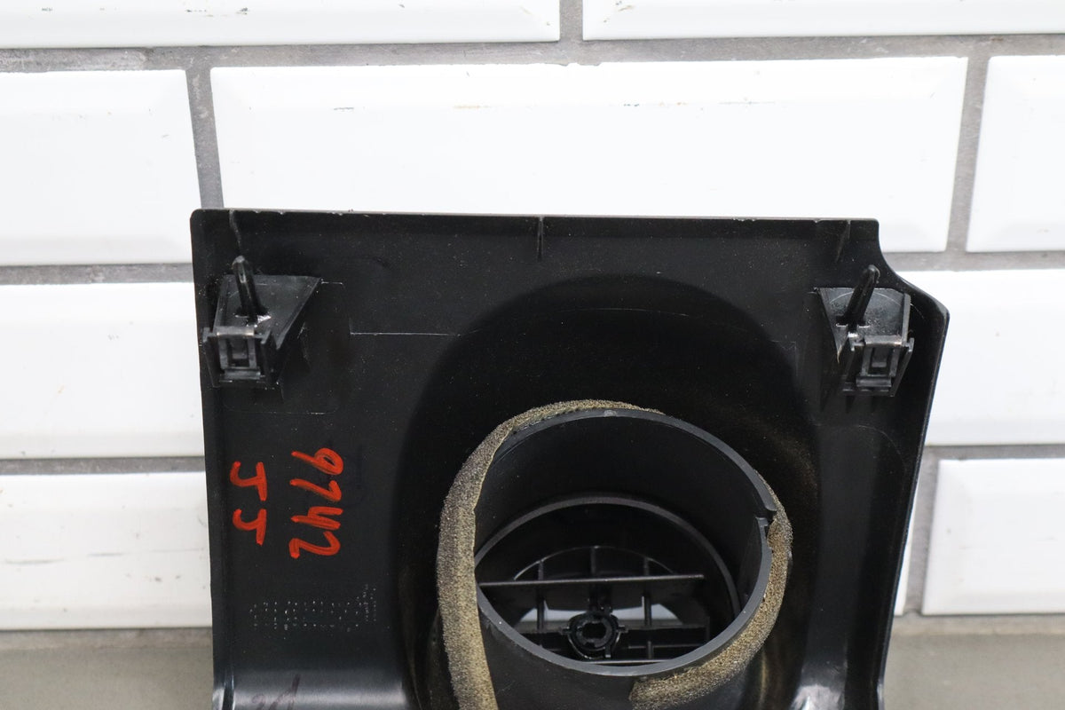 2003-2007 Hummer H2 - Driver Left Dash Air Vent 10358034