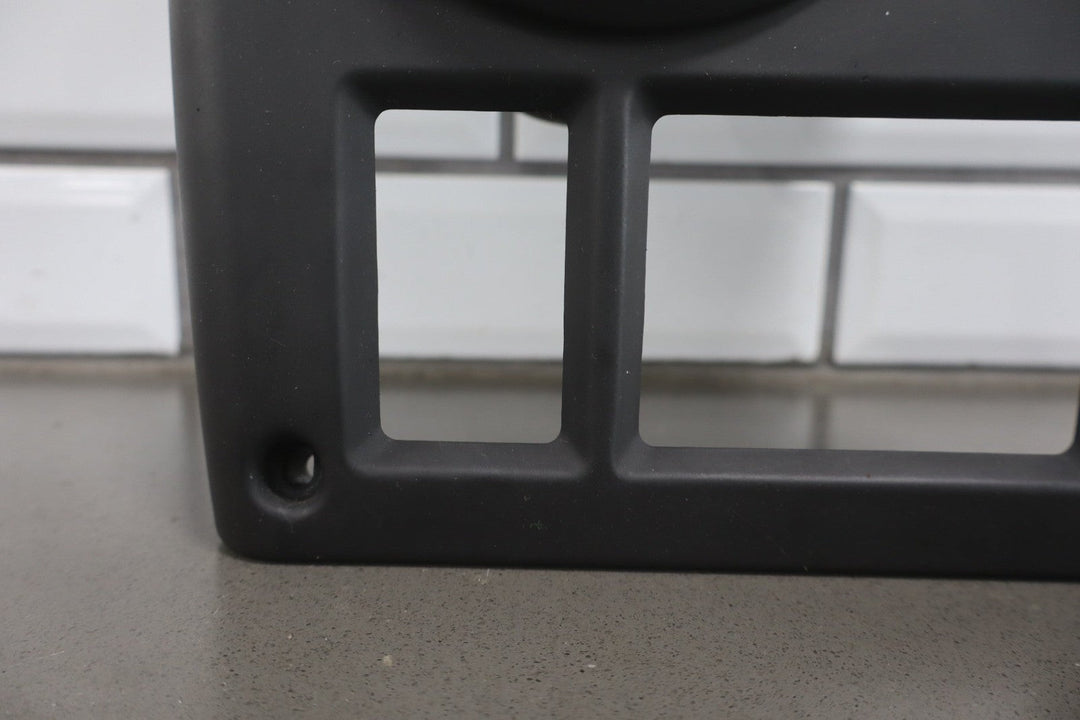 2003 - 2007 Hummer H2 - Driver Left Dash Air Vent 10358034