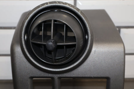 2003-2007 Hummer H2- Driver Left Dash Air Vent 10358034