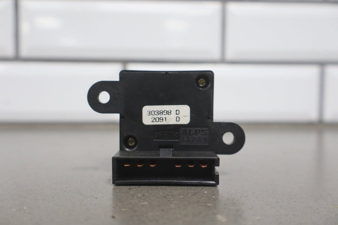 2003 - 2007 Hummer H2 - Driver Left Power Seat Adjuster Switch W/ Bezel 88942385