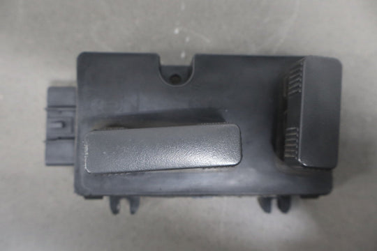 2003 - 2007 Hummer H2 - Driver Left Power Seat Adjuster Switch W/ Bezel 88942385