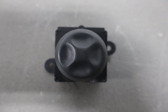 2003 - 2007 Hummer H2 - Driver Left Power Seat Adjuster Switch W/ Bezel 88942385