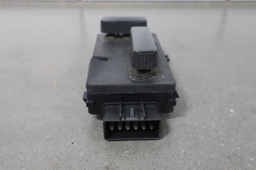 2003 - 2007 Hummer H2 - Driver Left Power Seat Adjuster Switch W/ Bezel 88942385