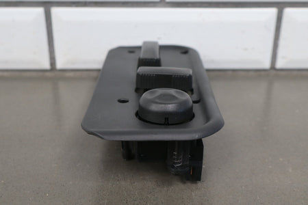 2003-2007 Hummer H2 - Driver Left Power Seat Adjuster Switch W/ Bezel 88942385