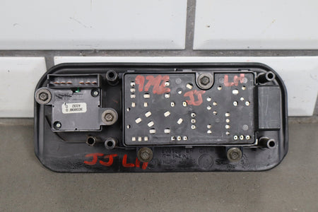 2003-2007 Hummer H2 - Driver Left Power Seat Adjuster Switch W/ Bezel 88942385