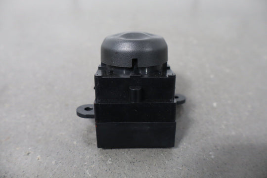 2003 - 2007 Hummer H2 - Driver Left Power Seat Adjuster Switch W/ Bezel 88942385