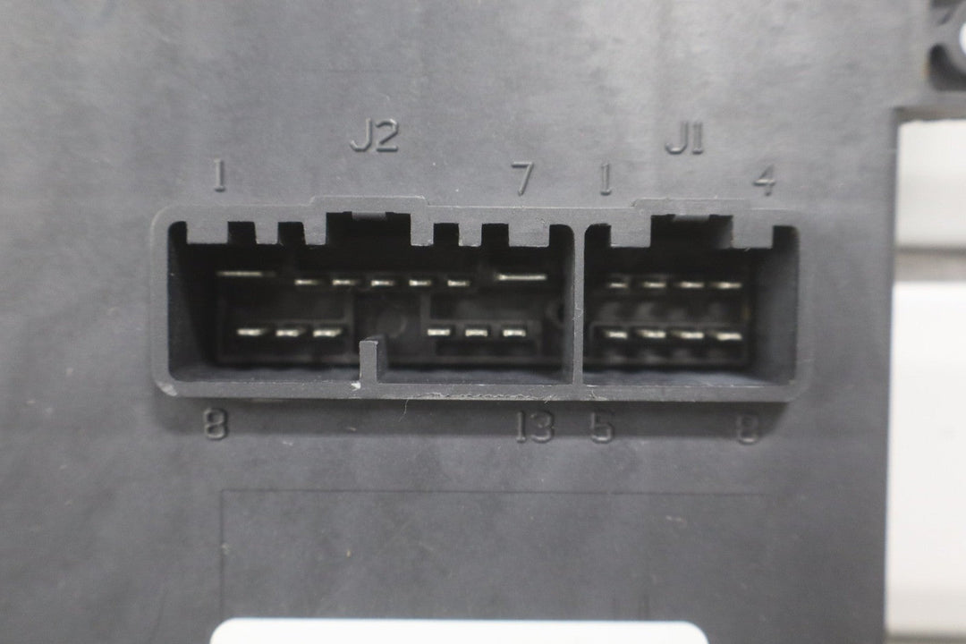 2003 - 2007 Hummer H2 Driver Seat Memory Control Module OEM