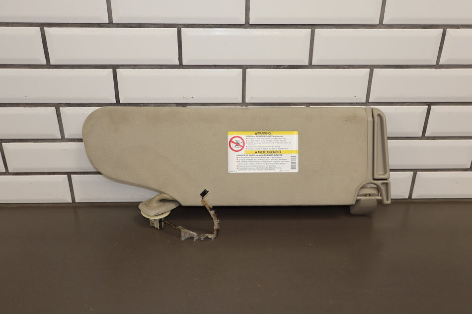2003-2007 Hummer H2 Driver Sun Visor 15938026 OEM