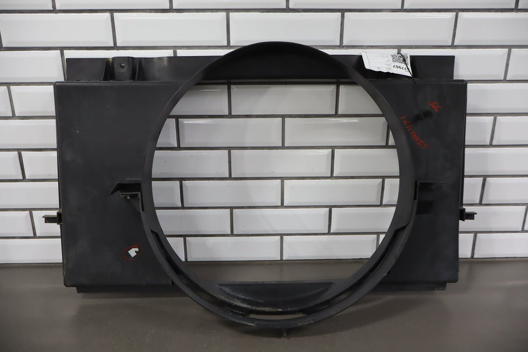 2003 - 2007 Hummer H2 Fan Shroud OEM *Cracked*