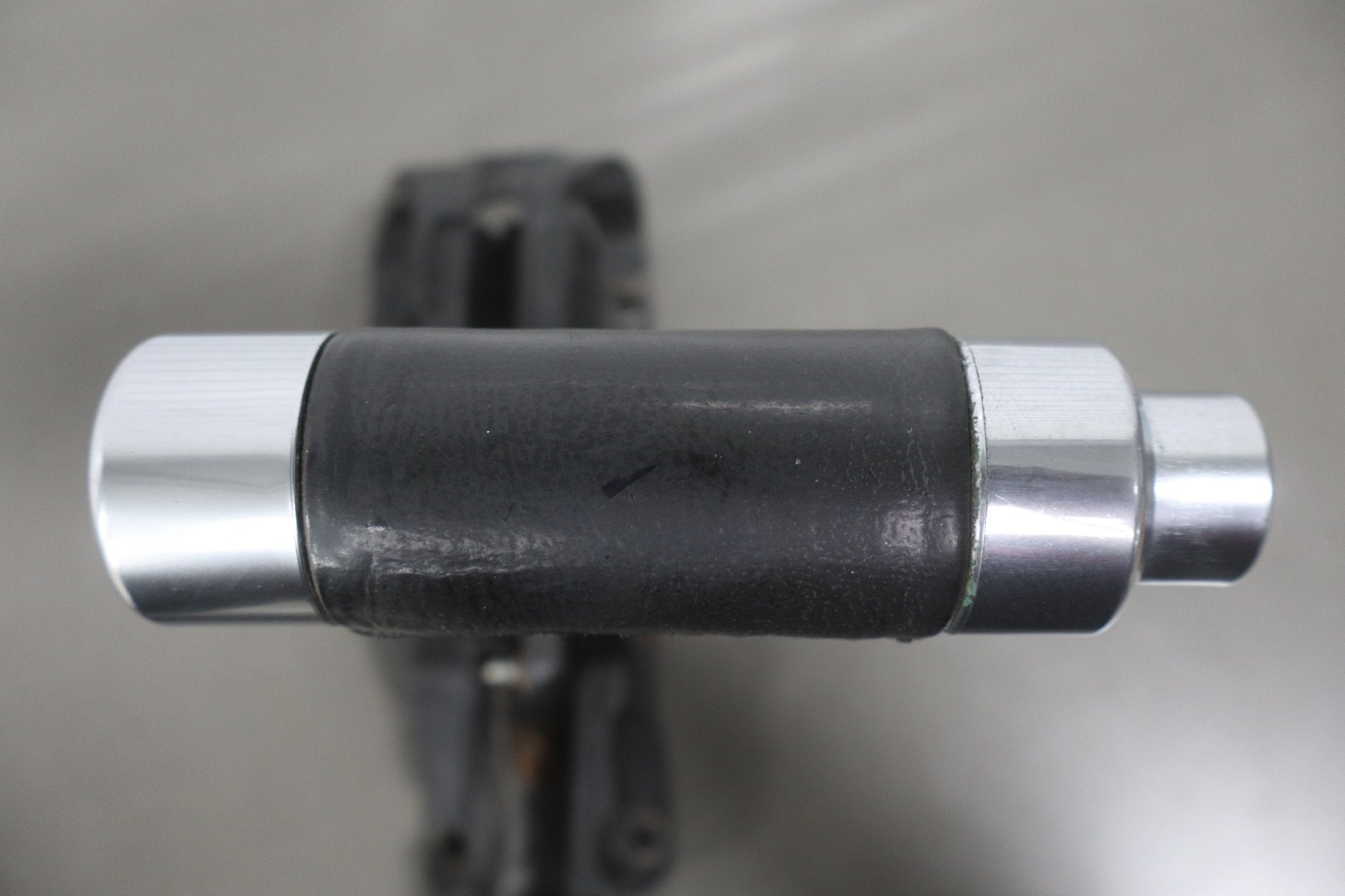 2003-2007 Hummer H2- Floor Shifter With Luxury Shift Knob