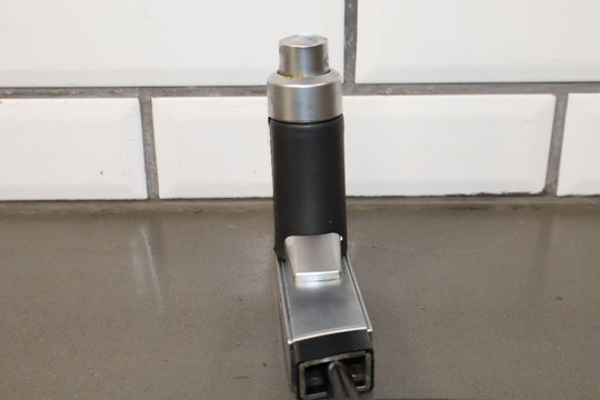 2003 - 2007 Hummer H2 Floor Shifter W/Single Bolt Knob OEM