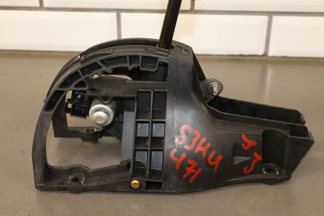 2003 - 2007 Hummer H2 Floor Shifter W/Single Bolt Knob OEM
