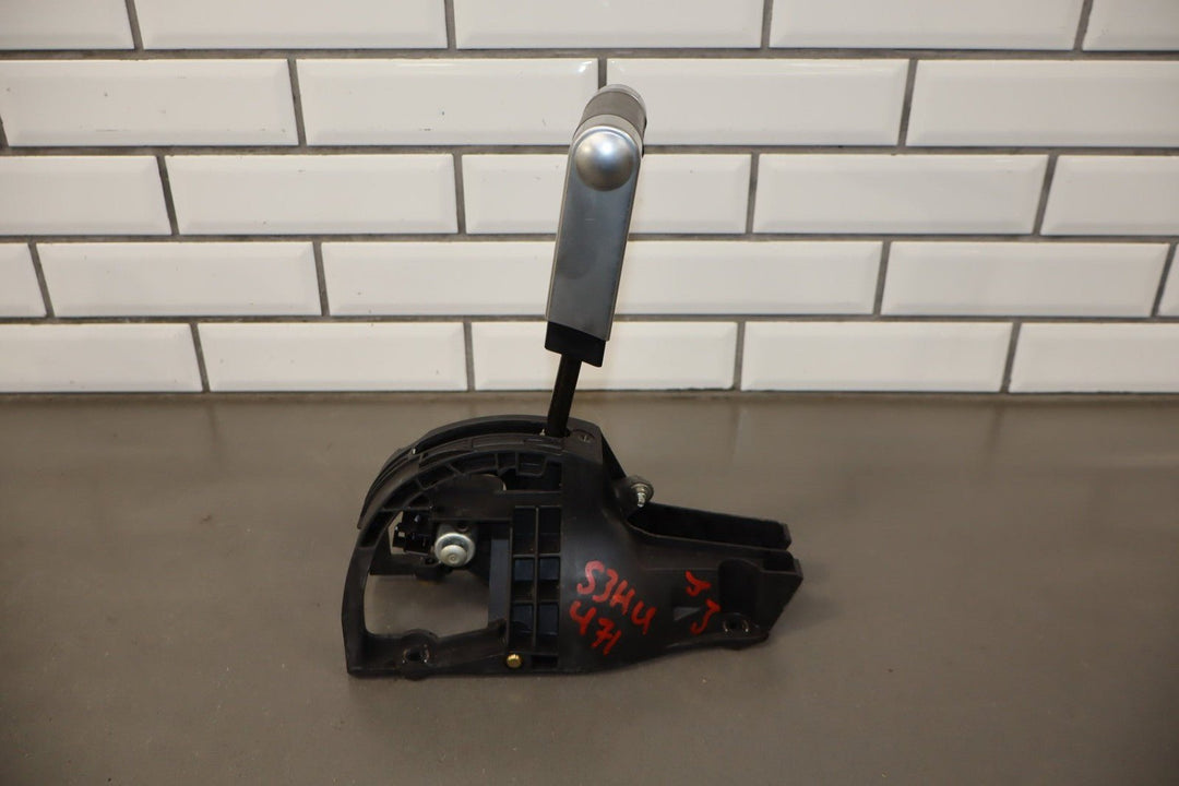 2003 - 2007 Hummer H2 Floor Shifter W/Single Bolt Knob OEM