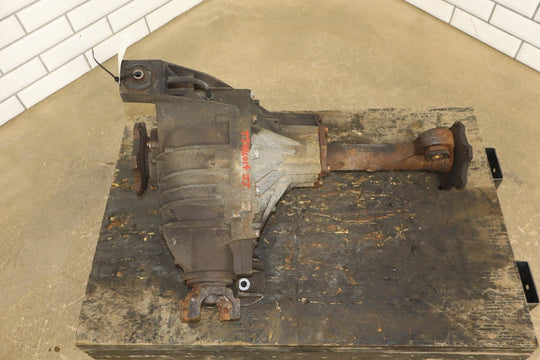 2003 - 2007 Hummer H2 Front Carrier Assembly 4.10 Ratio PN:25819234 211374 Miles