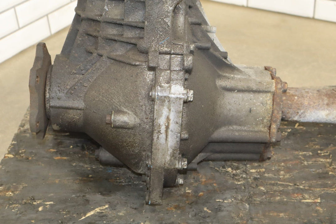 2003 - 2007 Hummer H2 Front Carrier Assembly 4.10 Ratio PN:25819234 211374 Miles