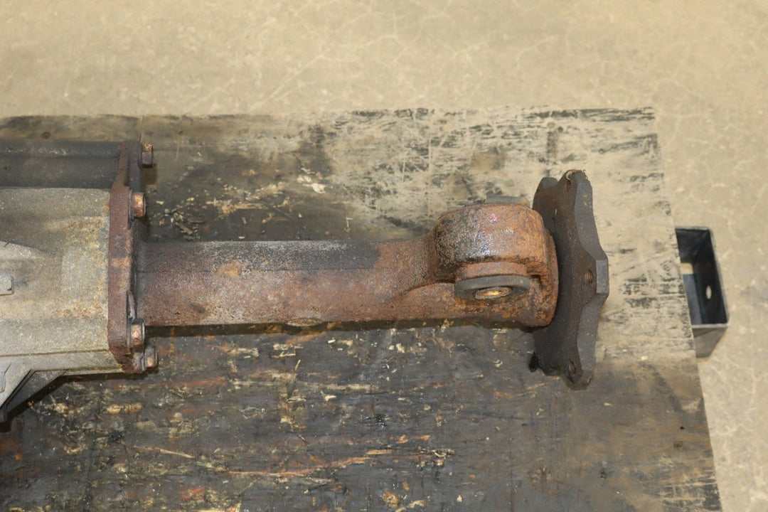 2003 - 2007 Hummer H2 Front Carrier Assembly 4.10 Ratio PN:25819234 211374 Miles