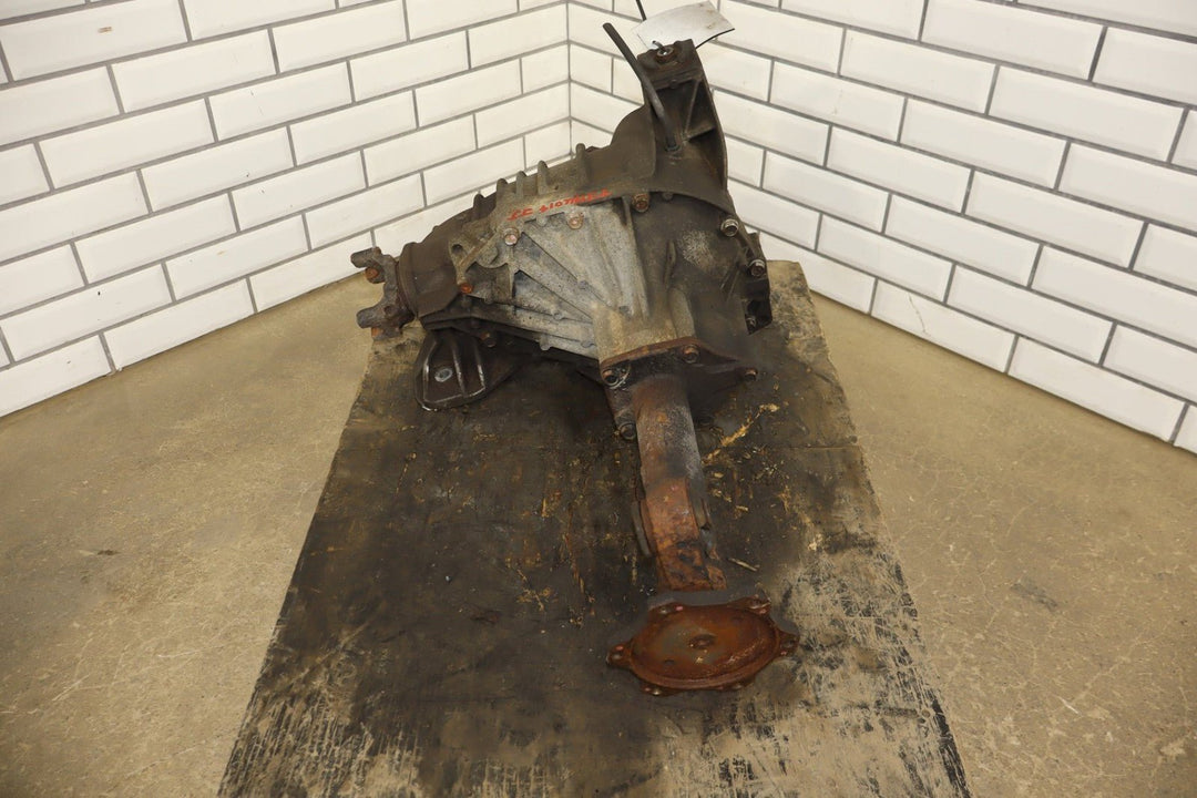 2003 - 2007 Hummer H2 Front Carrier Assembly 4.10 Ratio PN:25819234 211374 Miles