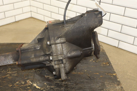 2003 - 2007 Hummer H2 Front Carrier Assembly 4.10 Ratio PN:25819234 211374 Miles