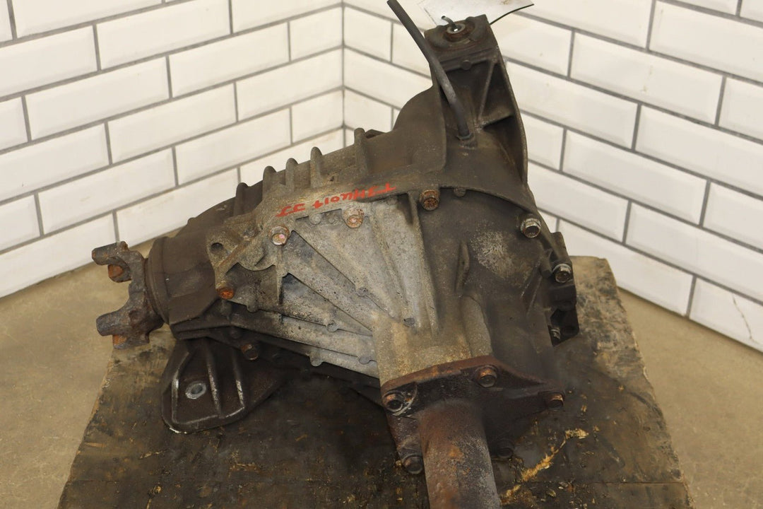 2003 - 2007 Hummer H2 Front Carrier Assembly 4.10 Ratio PN:25819234 211374 Miles