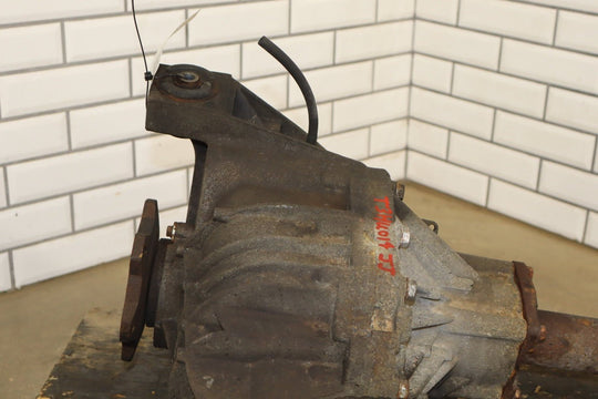 2003 - 2007 Hummer H2 Front Carrier Assembly 4.10 Ratio PN:25819234 211374 Miles