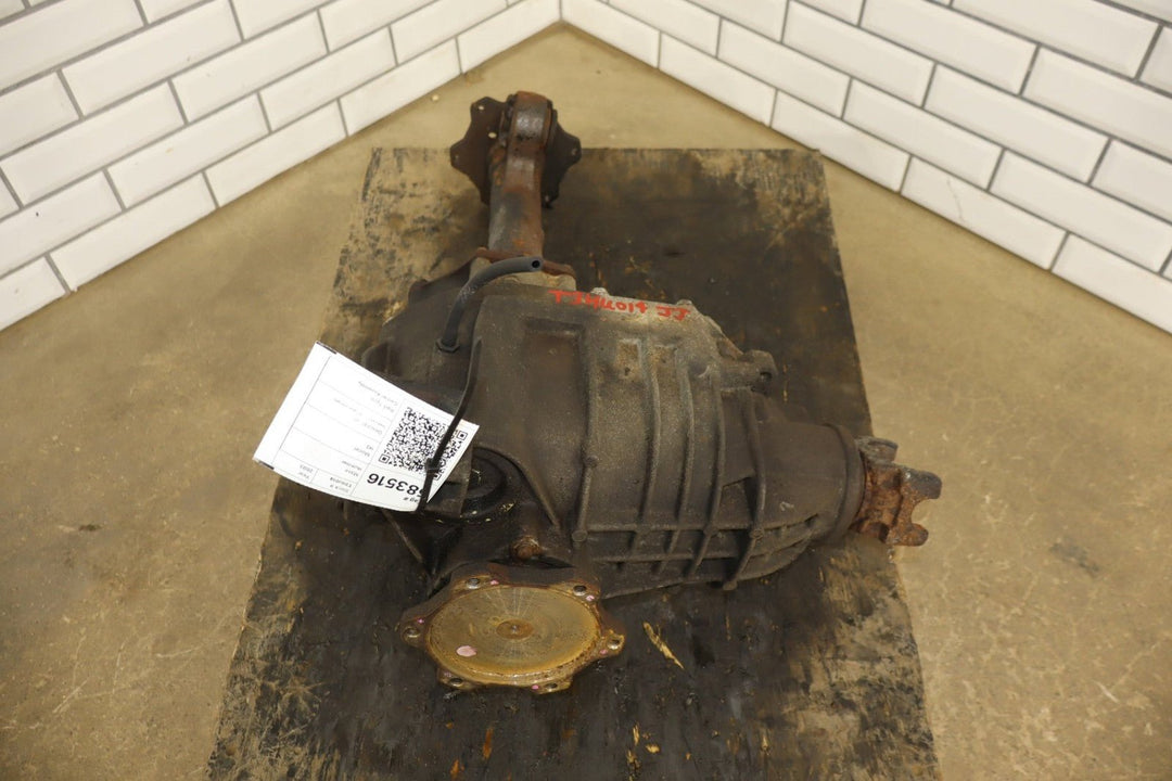 2003 - 2007 Hummer H2 Front Carrier Assembly 4.10 Ratio PN:25819234 211374 Miles