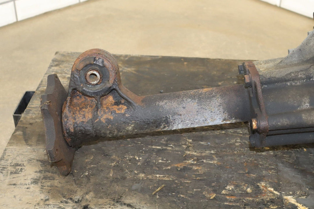 2003 - 2007 Hummer H2 Front Carrier Assembly 4.10 Ratio PN:25819234 211374 Miles