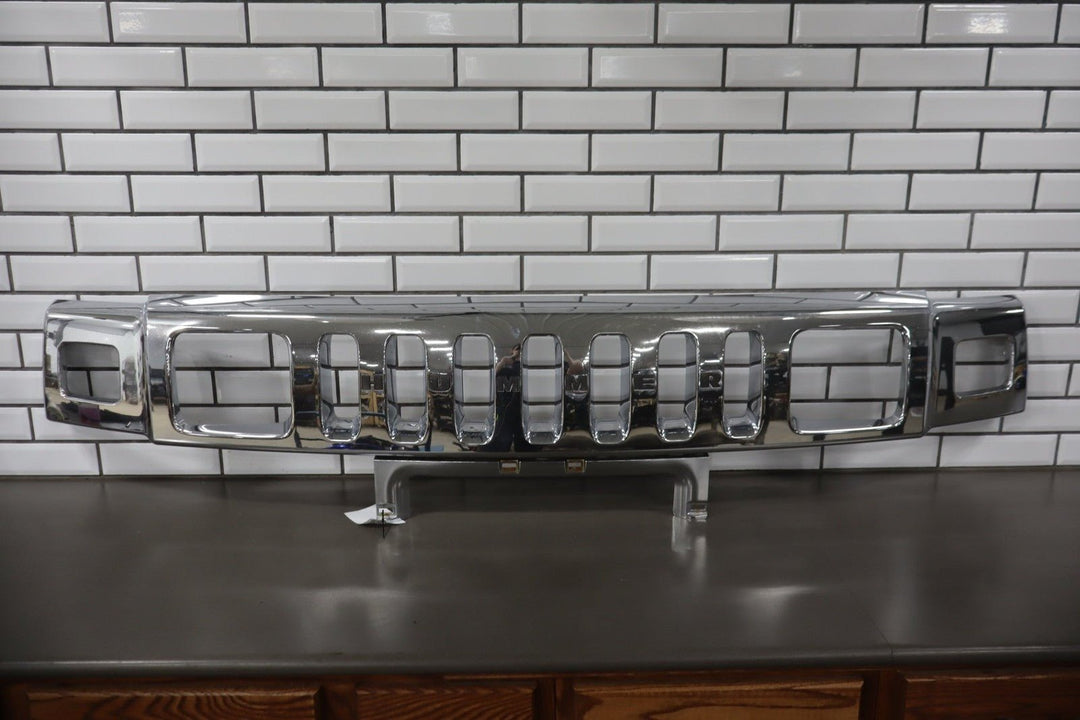 2003 - 2007 Hummer H2 Front Chrome Grille 15777617 OEM