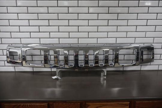 2003 - 2007 Hummer H2 Front Chrome Grille 15777617 OEM
