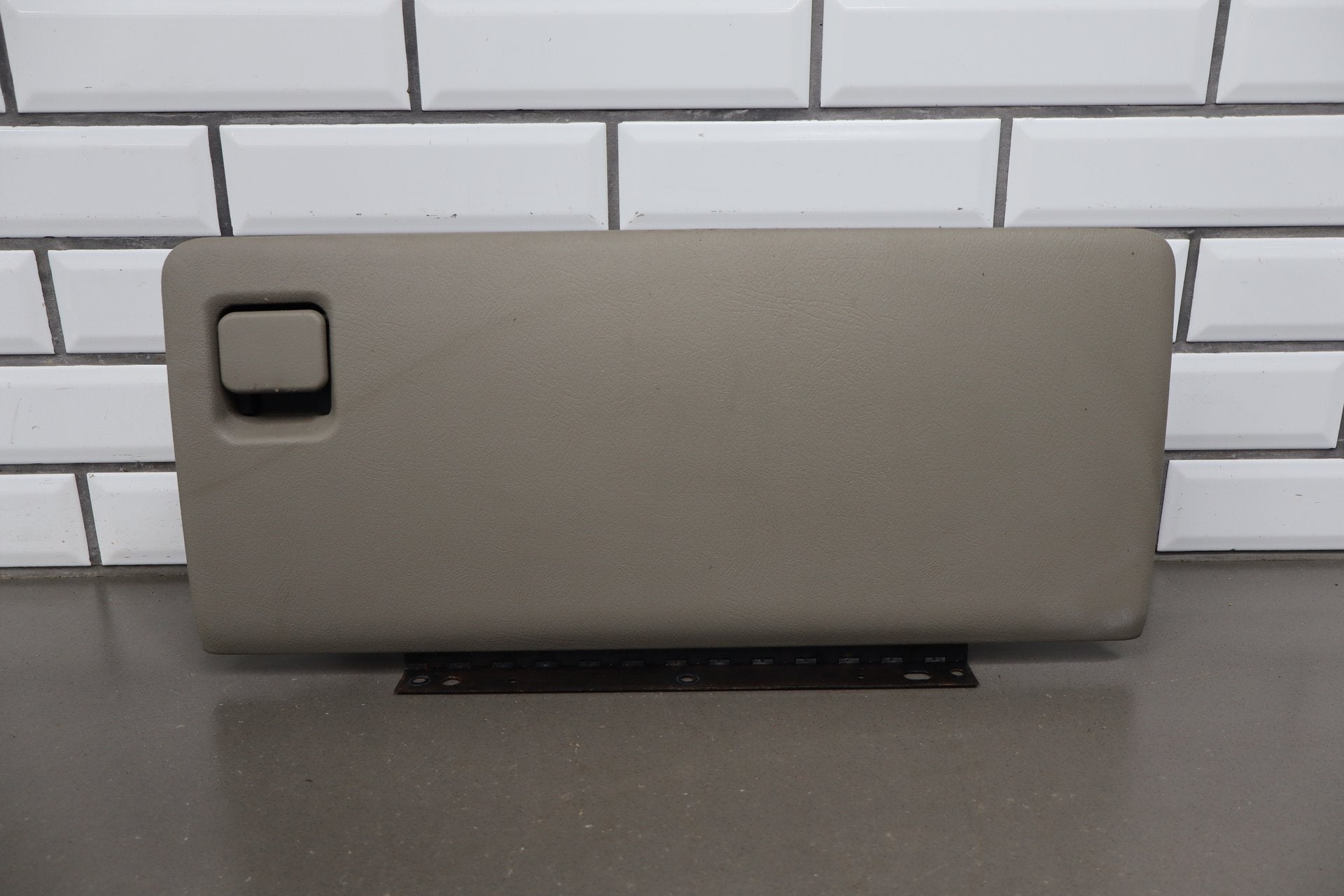 2003-2007 Hummer H2 - Glove Box