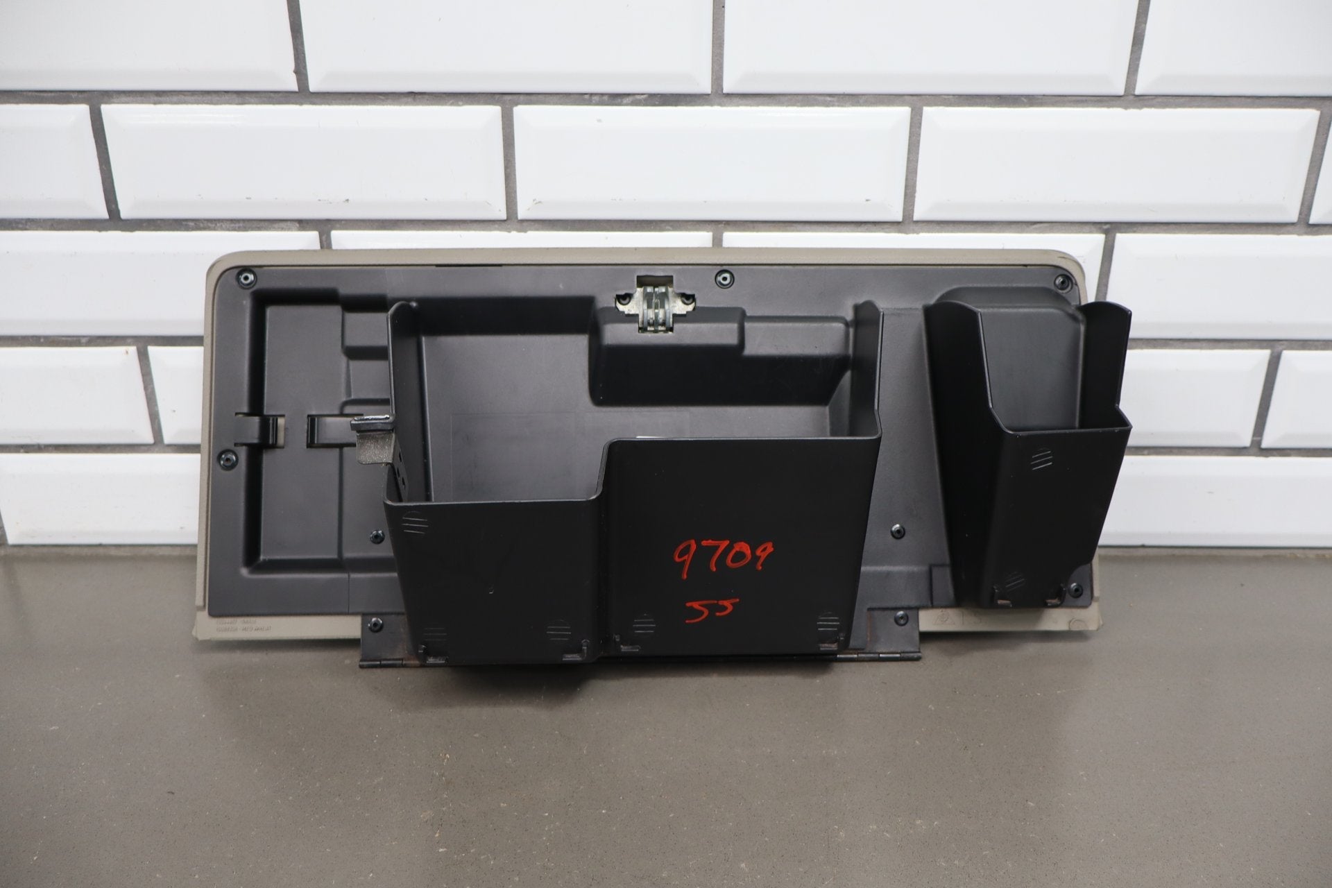 2003-2007 Hummer H2 - Glove Box