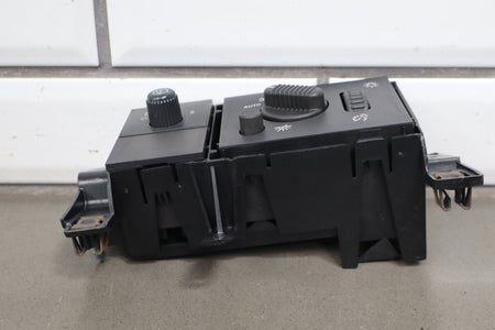 2003-2007 Hummer H2 Headlight Switch W/ Mount Panel
