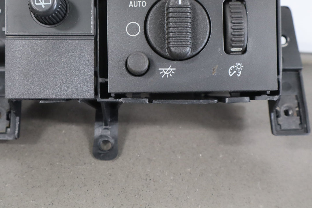 2003 - 2007 Hummer H2 Headlight Switch W/ Mount Panel