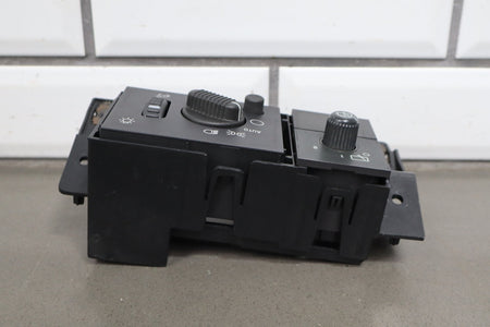 2003-2007 Hummer H2 Headlight Switch W/ Mount Panel