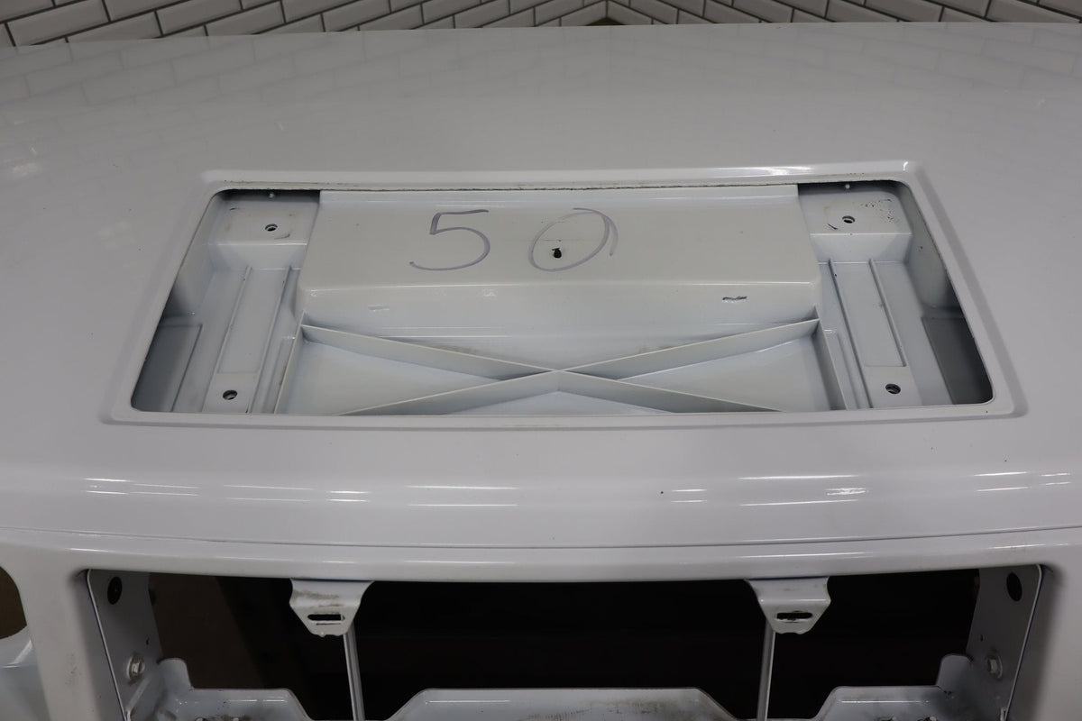2003-2007 Hummer H2 Hood Olympic White 50 15927860