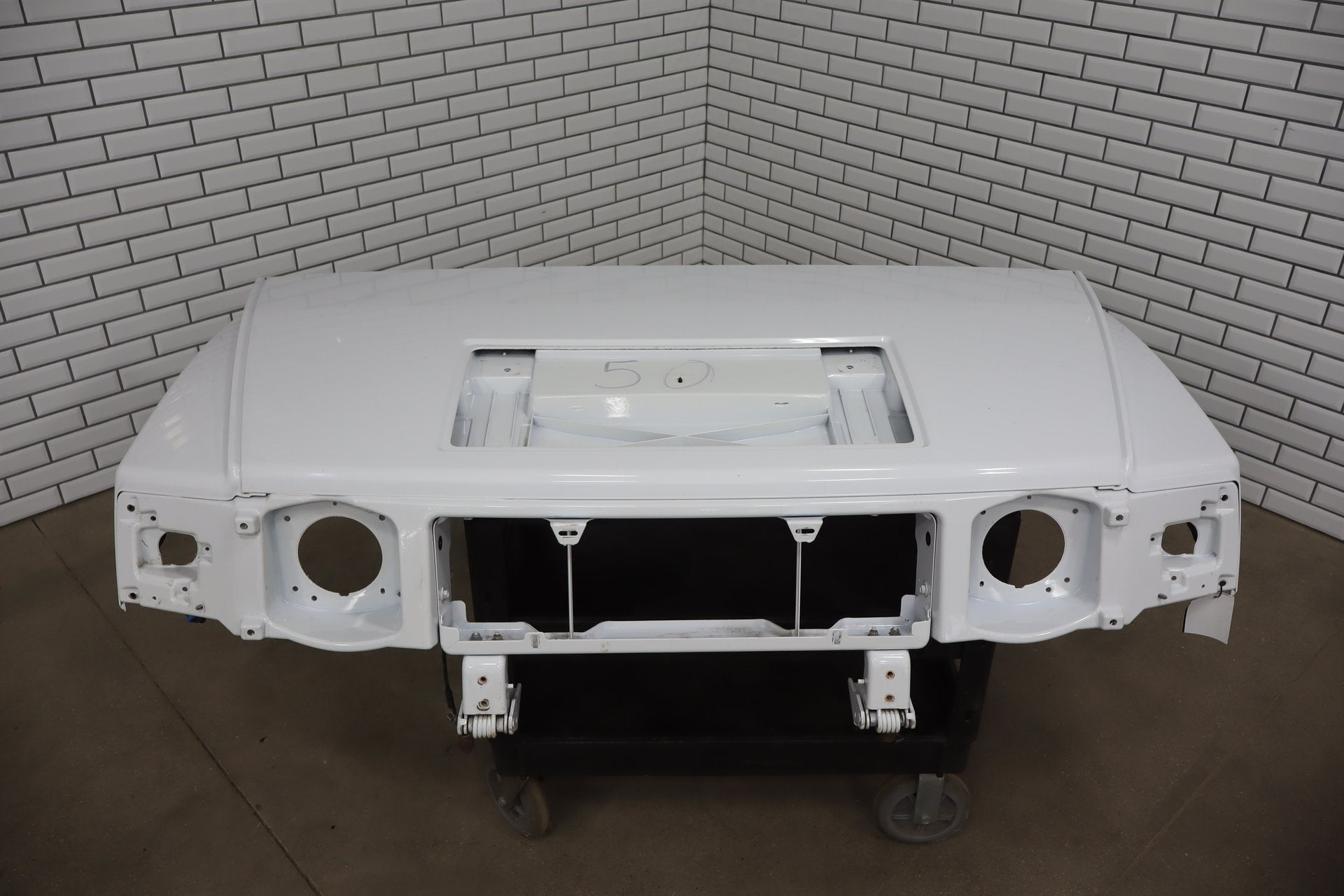 2003-2007 Hummer H2 Hood Olympic White 50 15927860