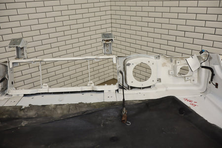 2003-2007 Hummer H2 Hood Olympic White 50 15927860