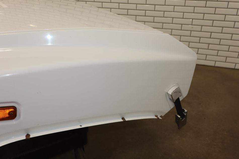 2003-2007 Hummer H2 Hood Olympic White 50 15927860