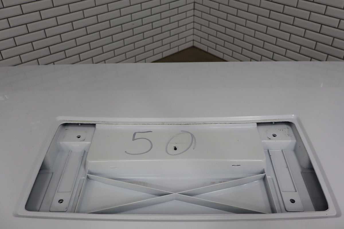 2003-2007 Hummer H2 Hood Olympic White 50 15927860