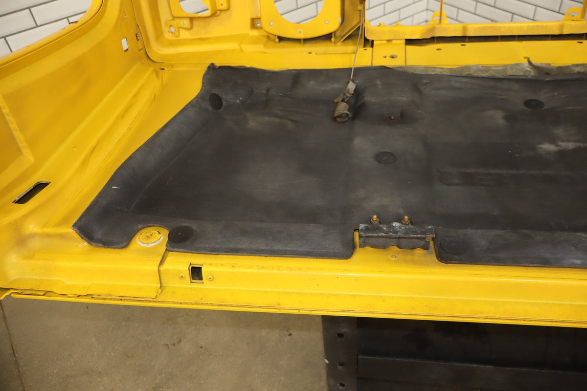 2003-2007 Hummer H2 Hood Yellow 41 15927860