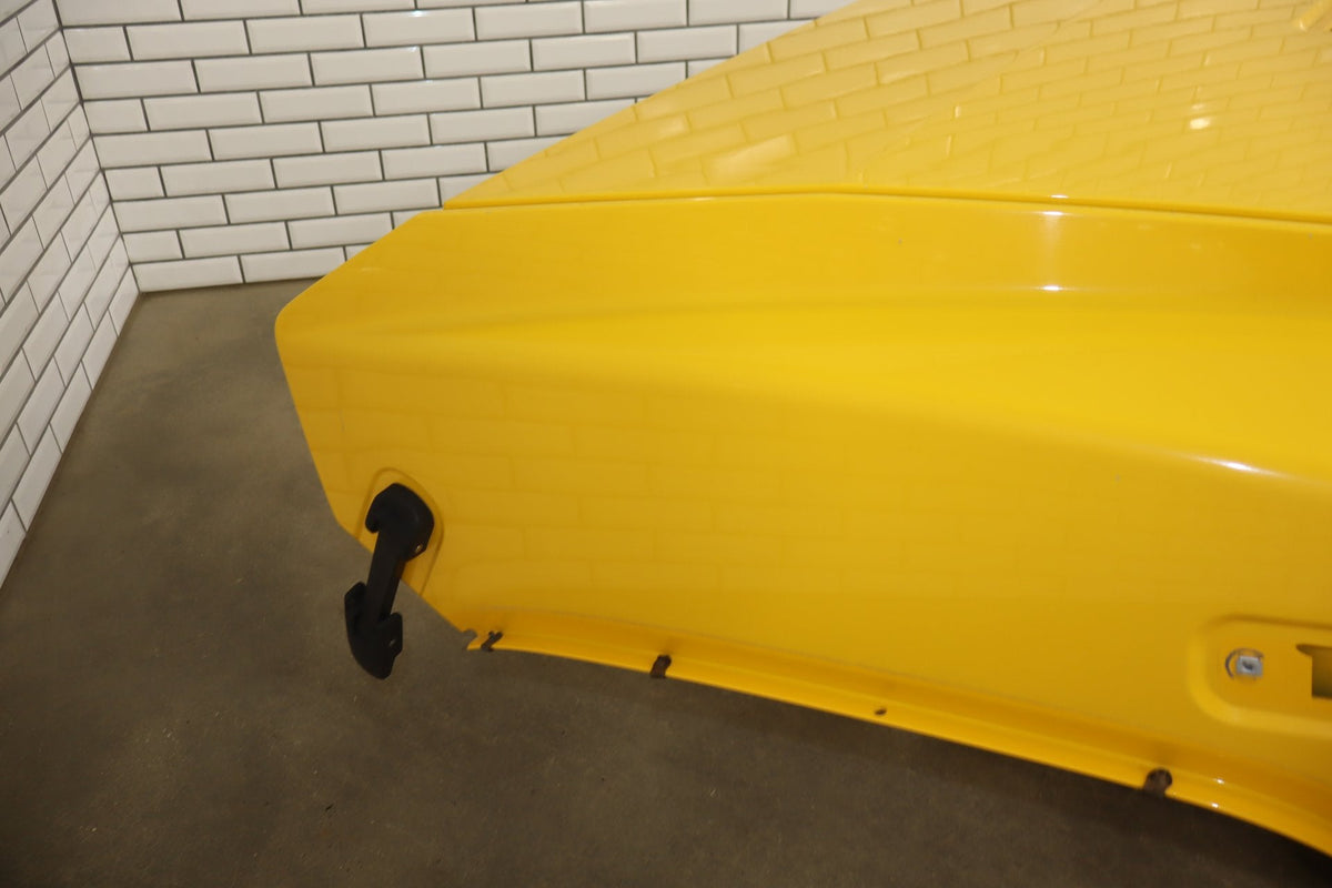 2003-2007 Hummer H2 Hood Yellow 41 15927860